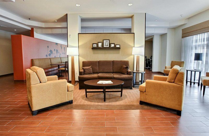 Sleep & North Hotel